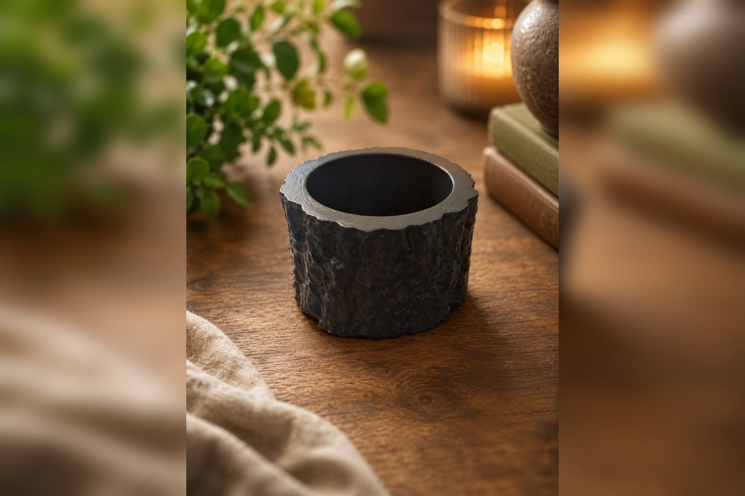 OAKYRA Sculpted Stone